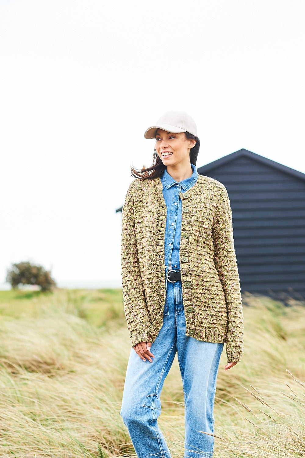 Knitting Pattern 10104 - Cardigans in Bellissima & Bella Bella Chunky