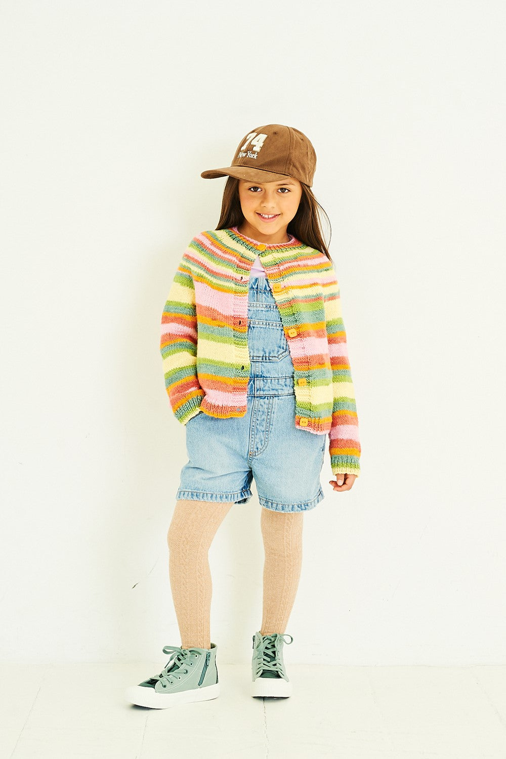 Knitting Pattern 10190 - Cardigans in Wondersoft Merry Go Round DK