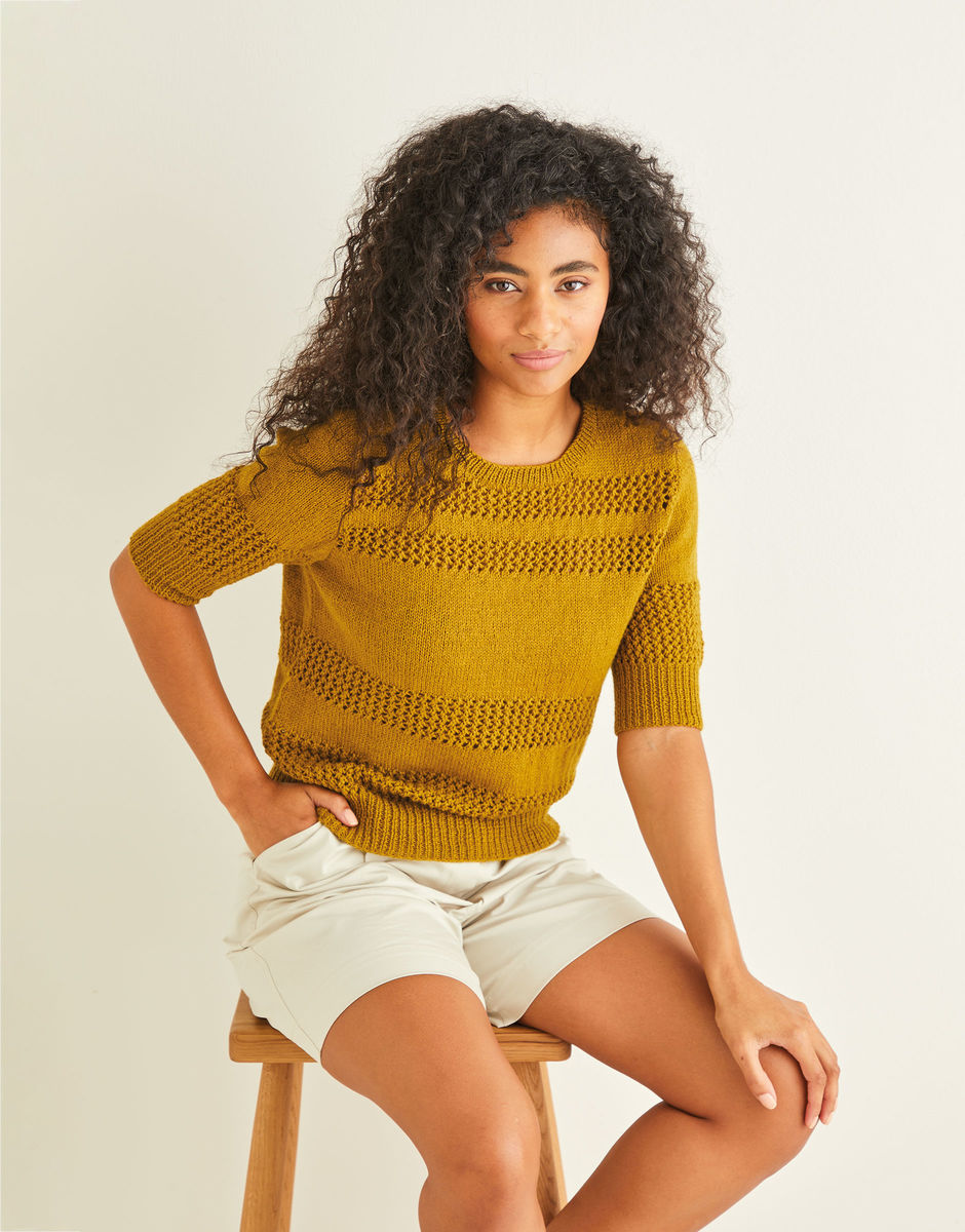 Knitting Pattern 10239 - LACE PANELLED TOP IN SIRDAR COUNTRY CLASSIC 4 PLY