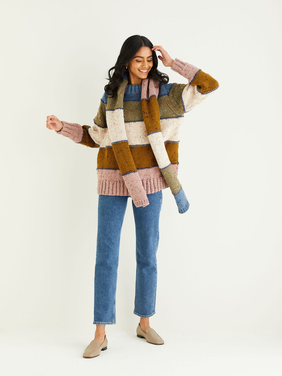 Knitting Pattern 10339 - BLANKET STITCH SWEATER & SCARF IN HAYFIELD BONUS CHUNKY TWEED