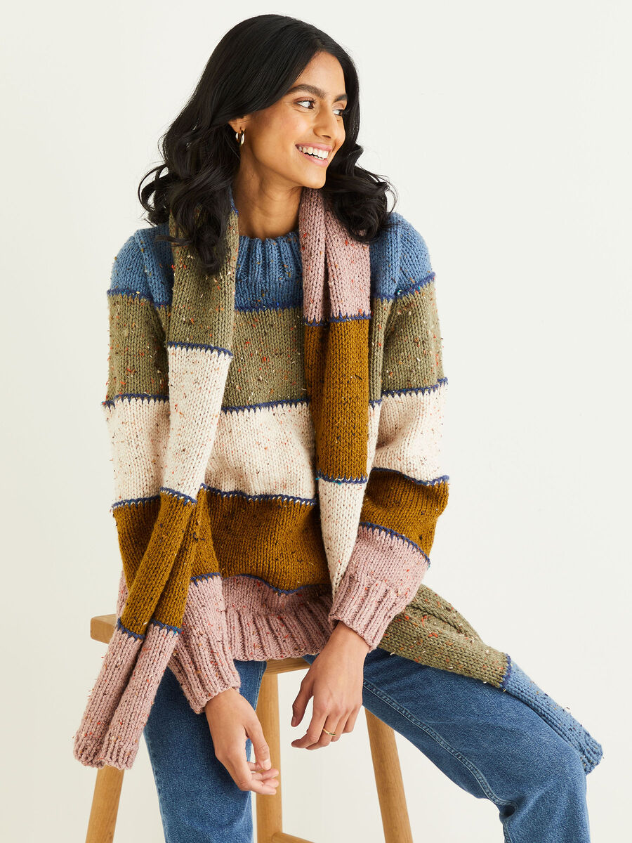 Knitting Pattern 10339 - BLANKET STITCH SWEATER & SCARF IN HAYFIELD BONUS CHUNKY TWEED