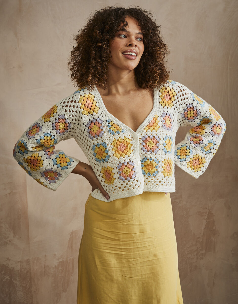 Crochet Pattern 10740 - URBAN HUES CARDIGAN IN SIRDAR STORIES DK