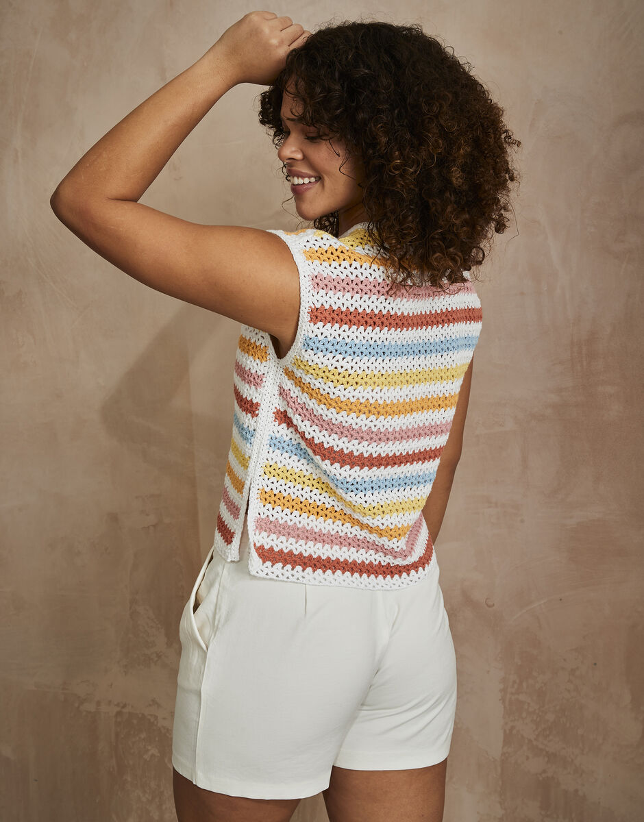 Crochet Pattern 10745 - SOFT SKYLINE TOP IN SIRDAR STORIES DK