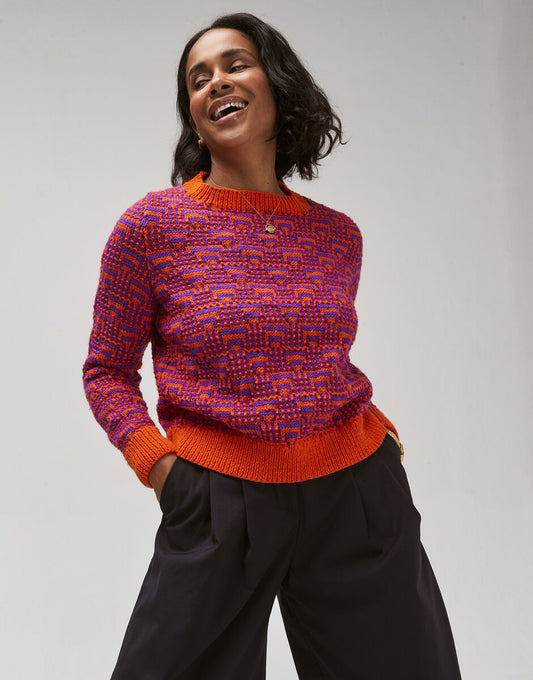 Knitting Pattern 10756 - PULSE FLASH SWEATER IN HAYFIELD BONUS DK