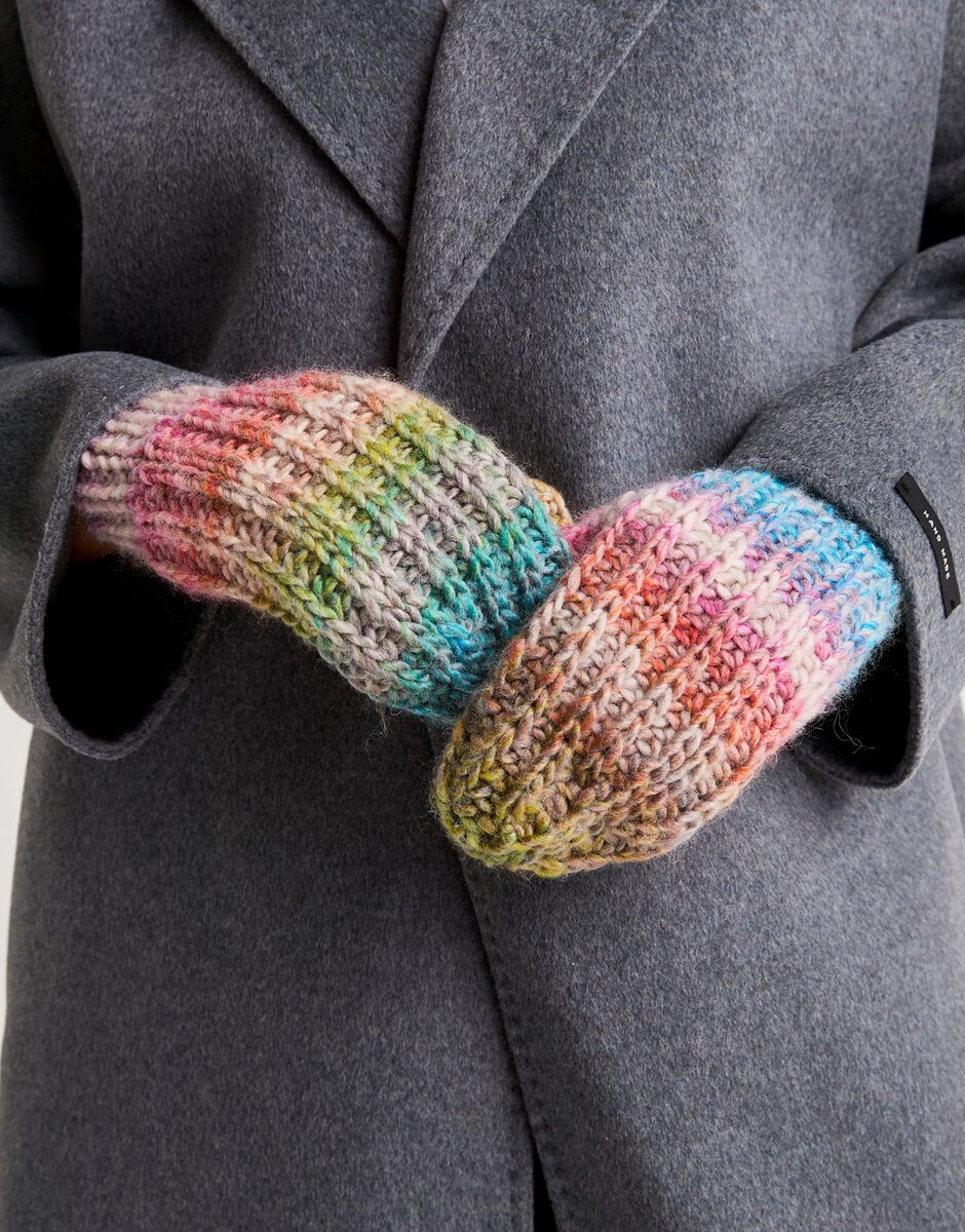 Knitting Pattern 10808 - MARBLED HAT & MITTENS KNITTING PATTERN IN JEWELSPUN WITH WOOL CHUNKY