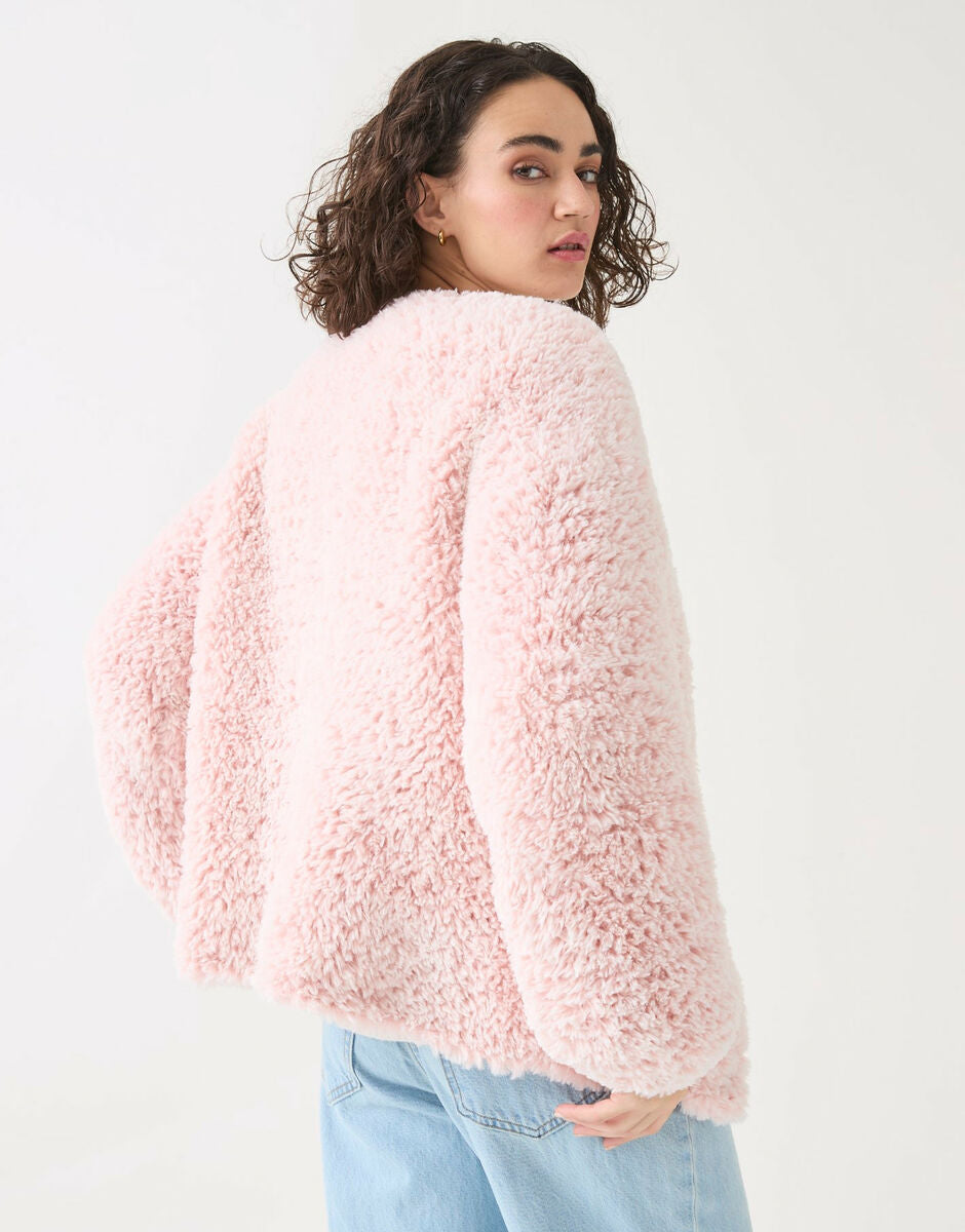 Knitting Pattern 10812 - CUTE JACKET IN SIRDAR ALPINE FUR EFFECT