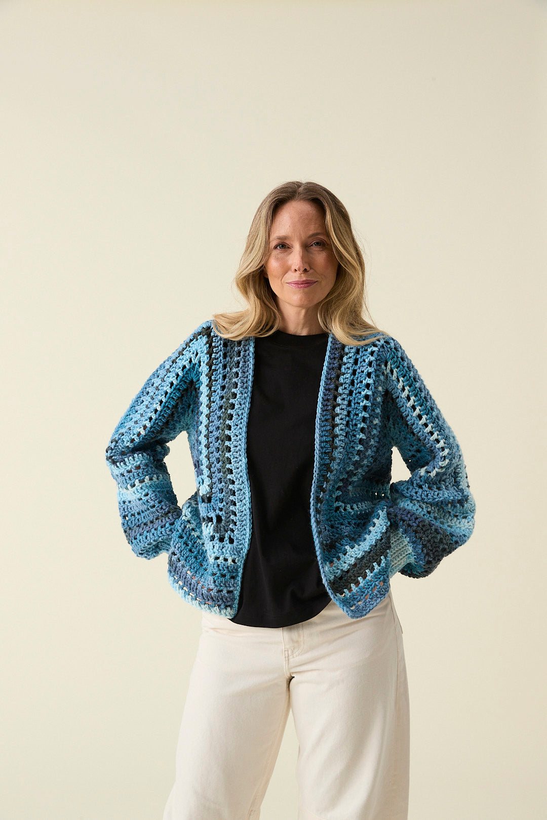 Crochet Pattern 10861 - Cardigan in Hayfield Spirit Chunky
