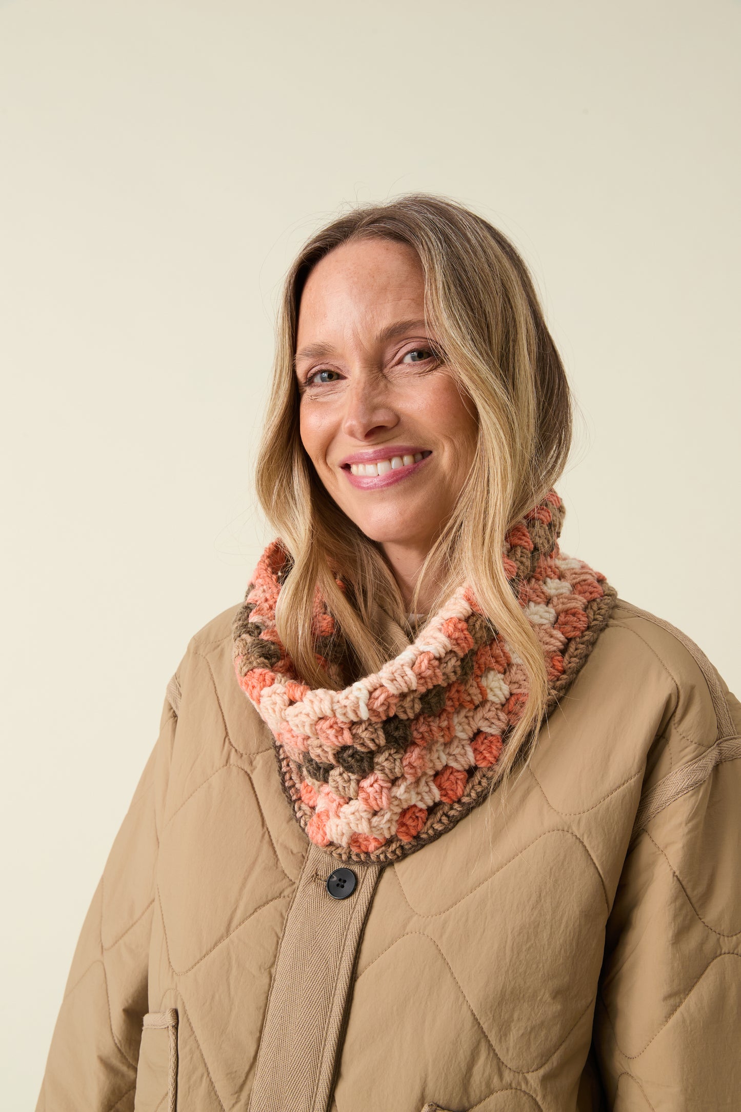 Crochet Pattern 10864 - Snood in Hayfield Spirit Chunky
