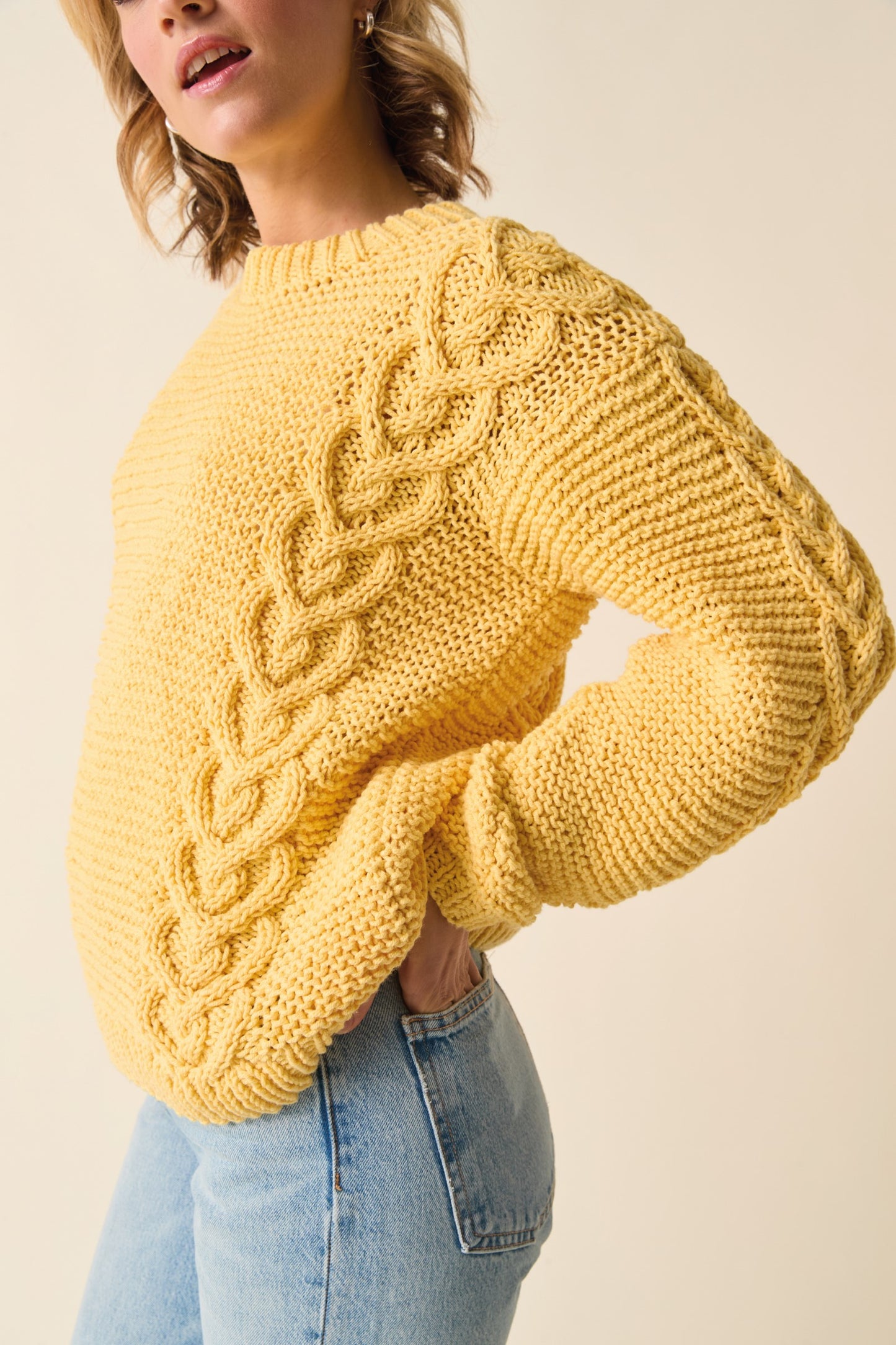 Knitting Pattern 10873 - Sweater in Sirdar Stories Chunky