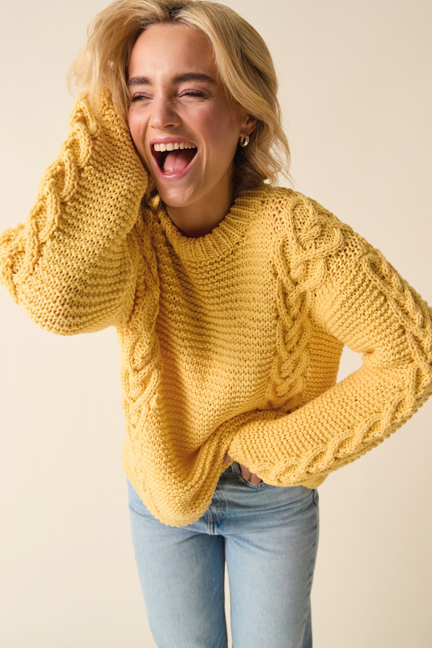 Knitting Pattern 10873 - Sweater in Sirdar Stories Chunky