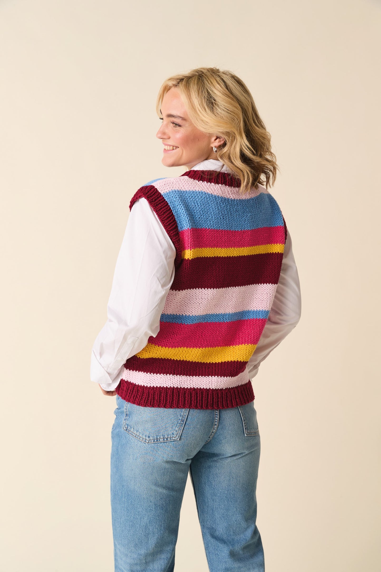 Knitting Pattern 10875 - Vest Top in Sirdar Stories Chunky