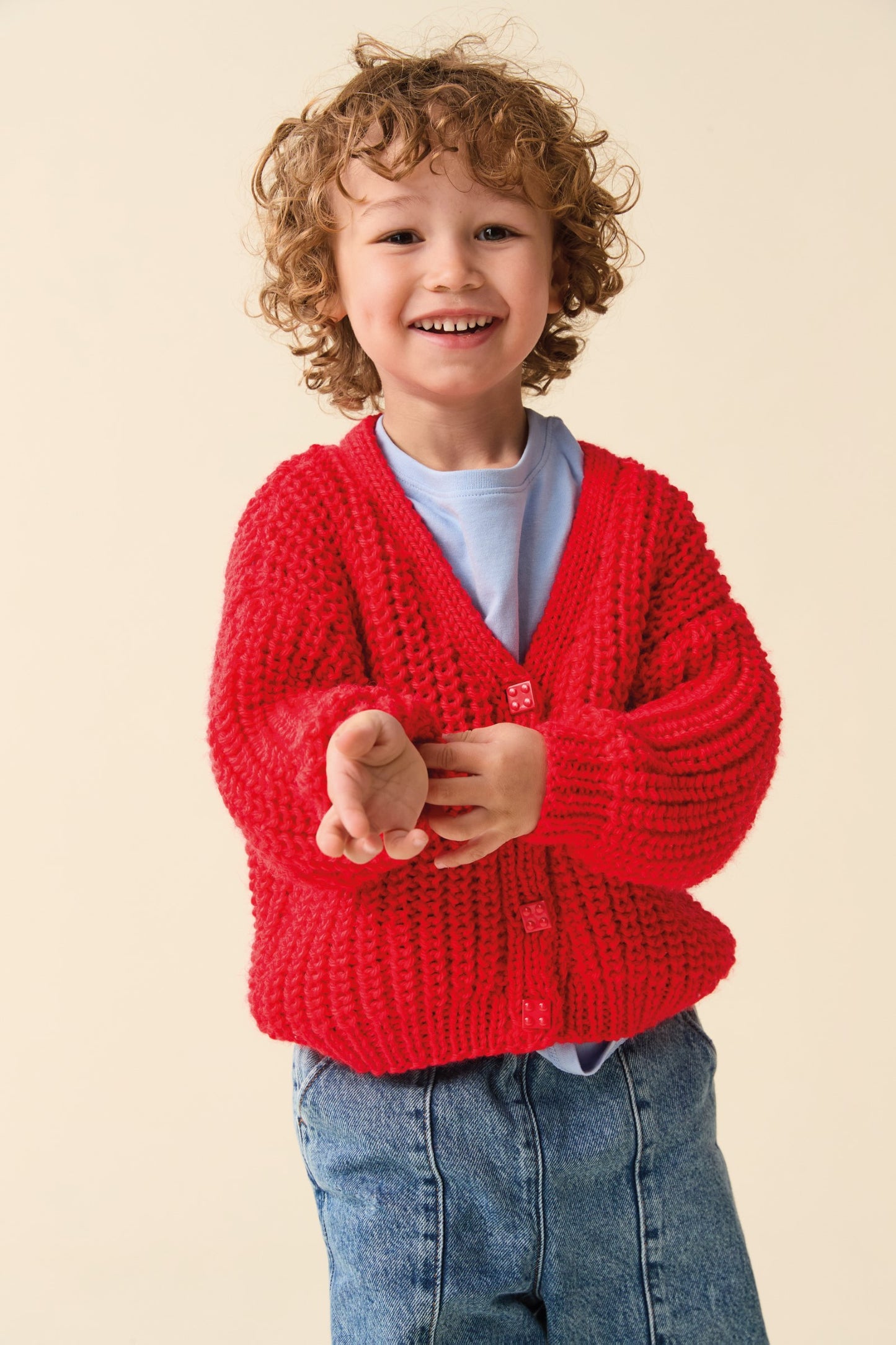 Knitting Pattern 2630 - Cardigan in Sirdar Snuggly Chunky