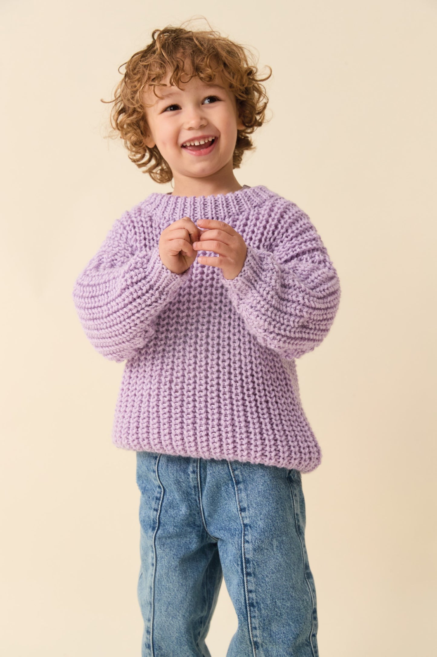 Knitting Pattern 2631 - Sweater in Sirdar Snuggly Chunky