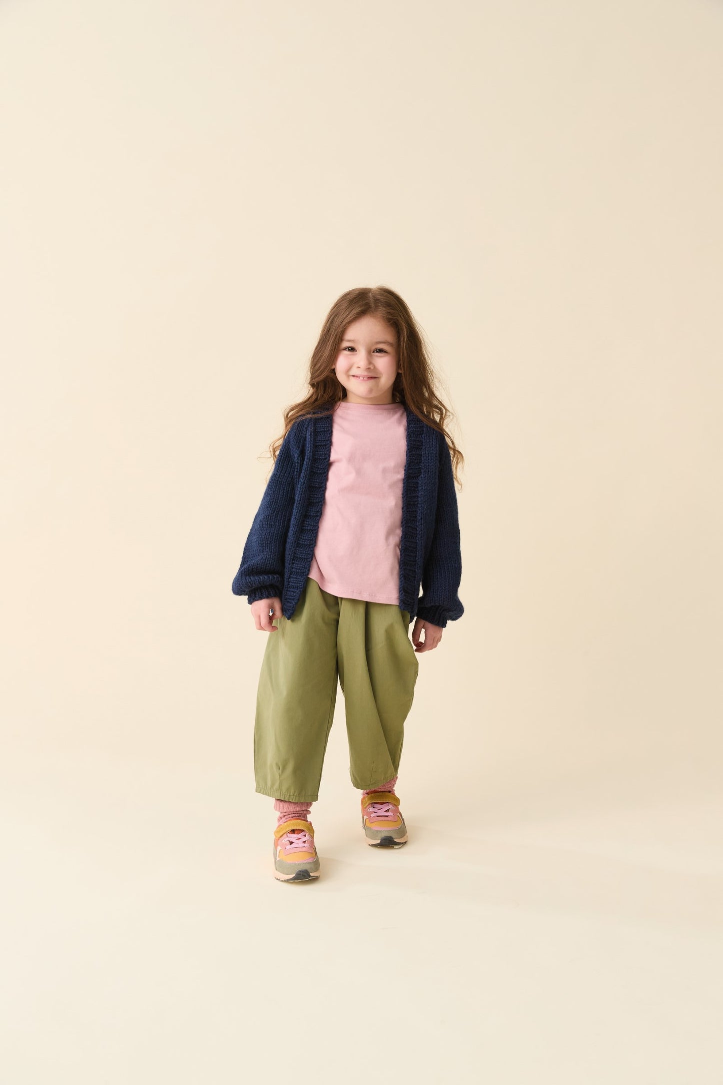 Knitting Pattern 2632 - Cardigan in Sirdar Snuggly Chunky