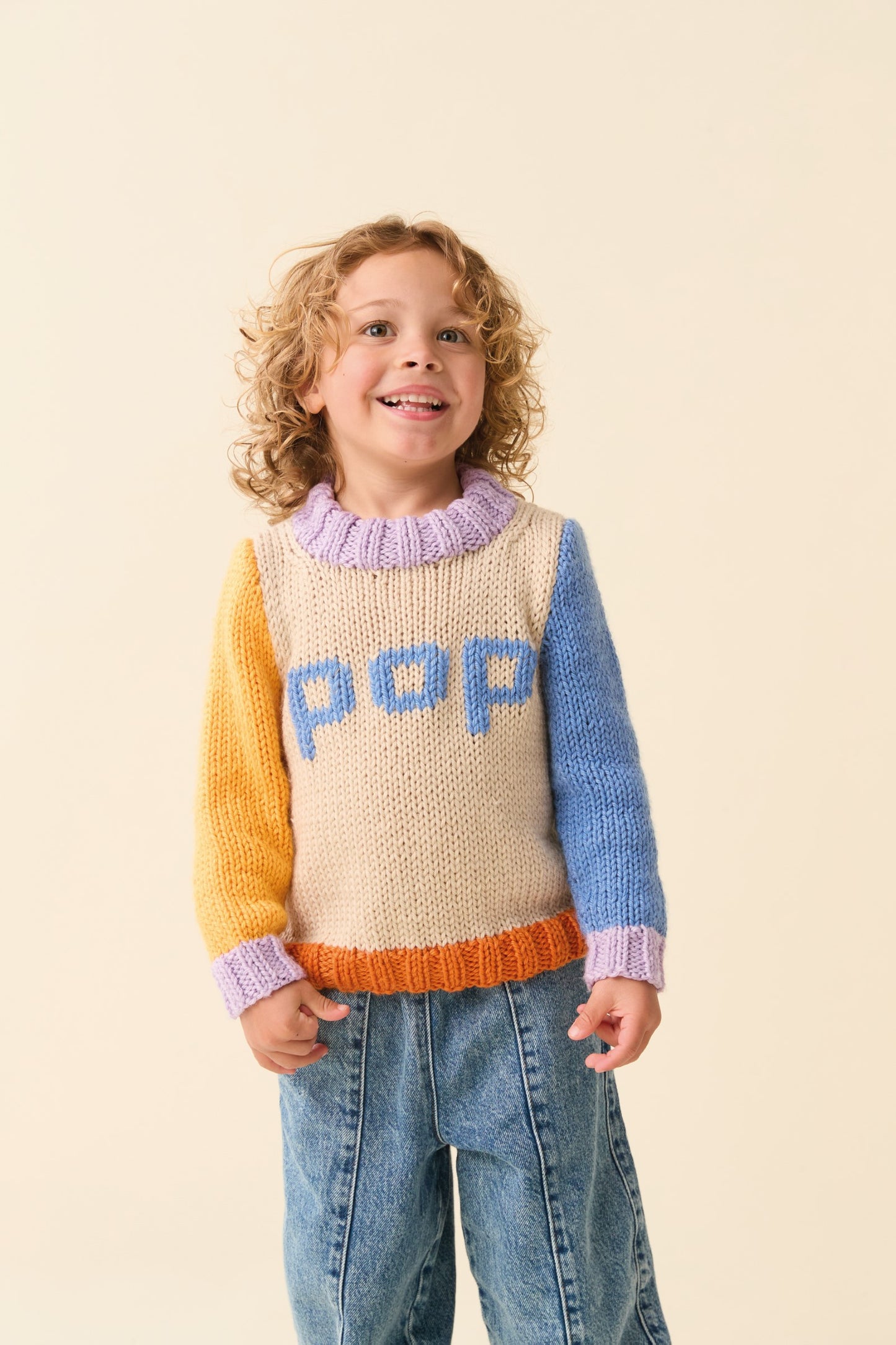 Knitting Pattern 2635 - Sweater in Sirdar Snuggly Chunky