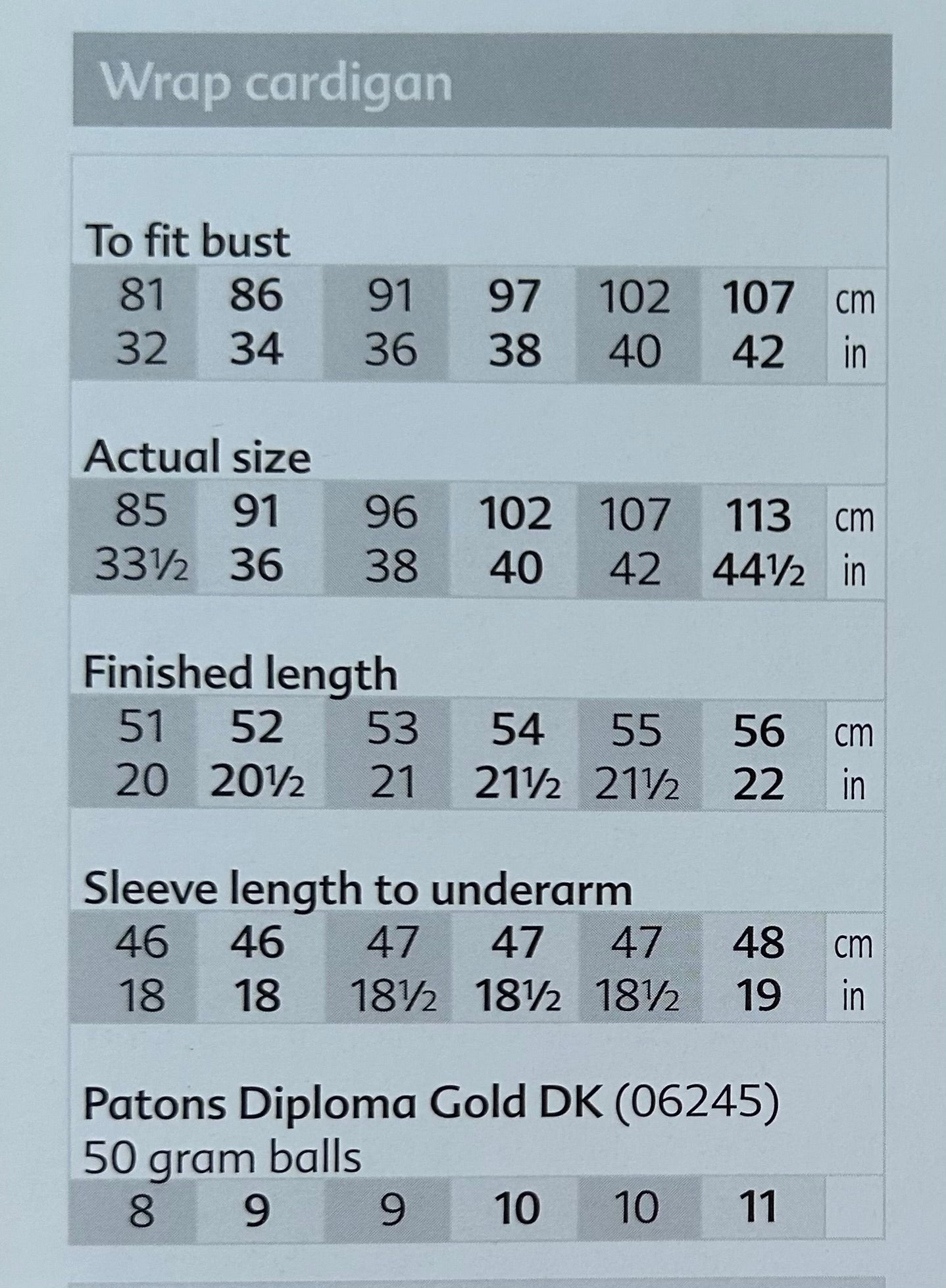 Knitting Pattern 3323 - Wrap Cardigan in Diploma Gold DK
