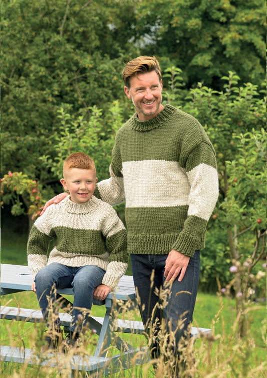 Knitting Pattern 7059 - Sweater in Supreme Super Chunky