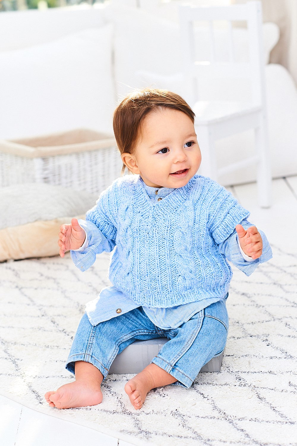 Knitting Pattern 9976 - Sweater & Tank Top in Bambino DK, Sweet Dreams