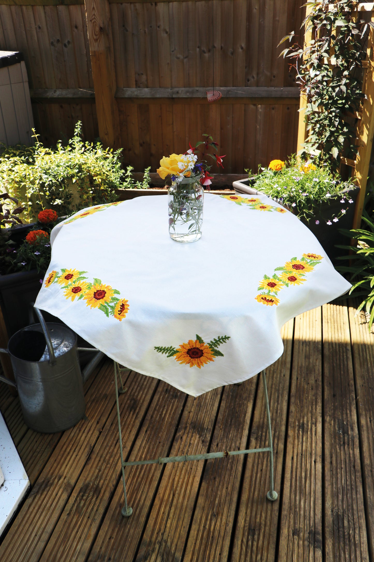 Printed Cross Stitch - Tablecloth Kit - Sunflowers