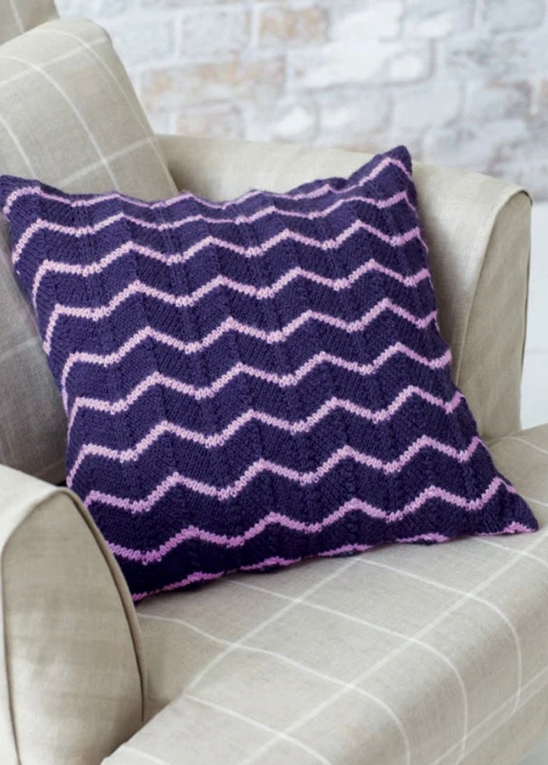Knitting Pattern 7259 - Cushion Covers in DK