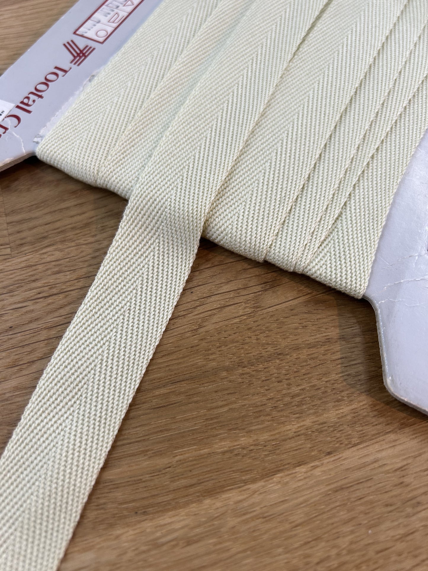 Herringbone Tape - 25mm - Cream