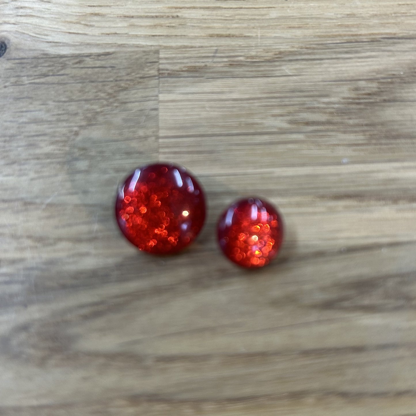 Button with Shank - Red Glitter - 2 Sizes Available