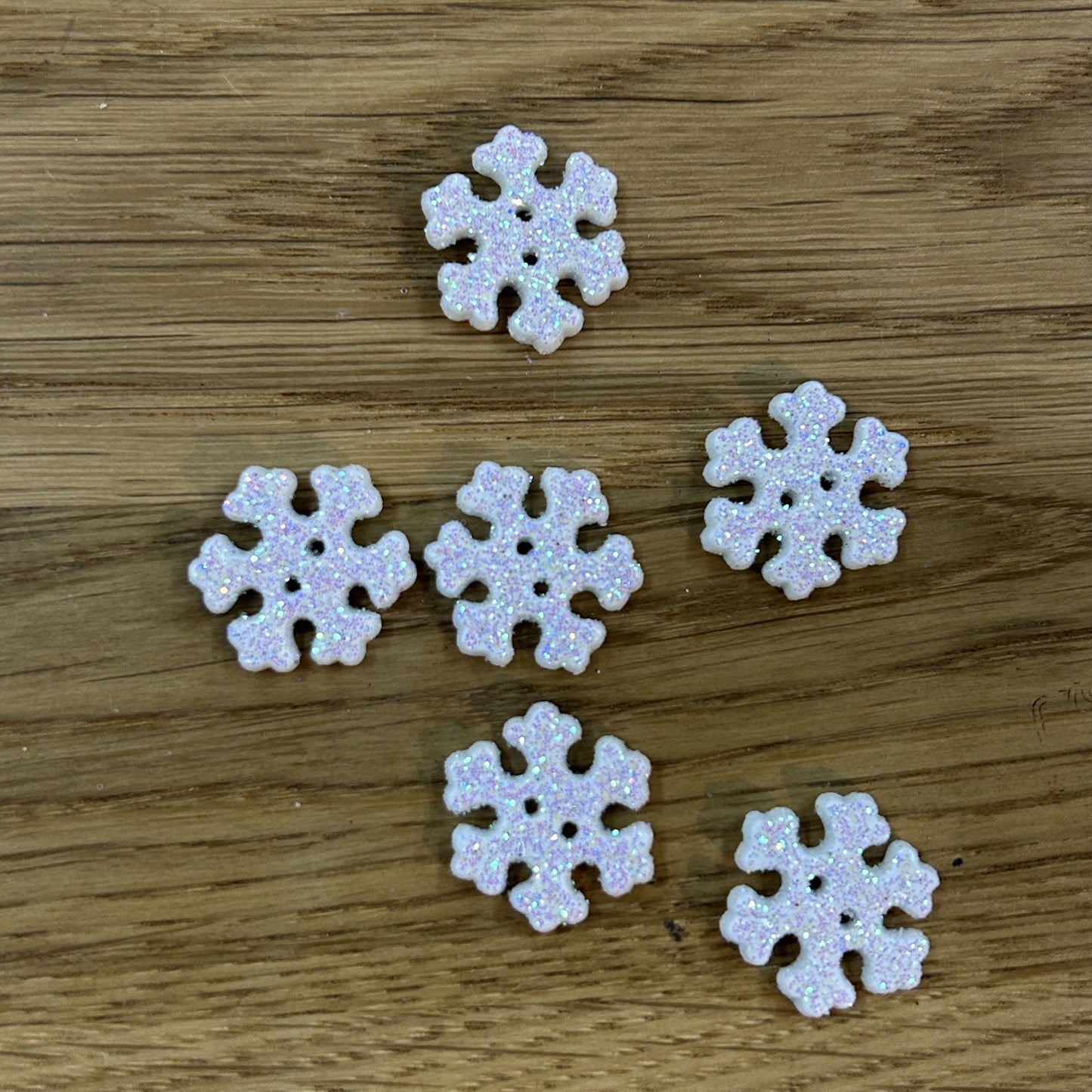2 Hole Button - 18mm - Frosted Snowflake - White