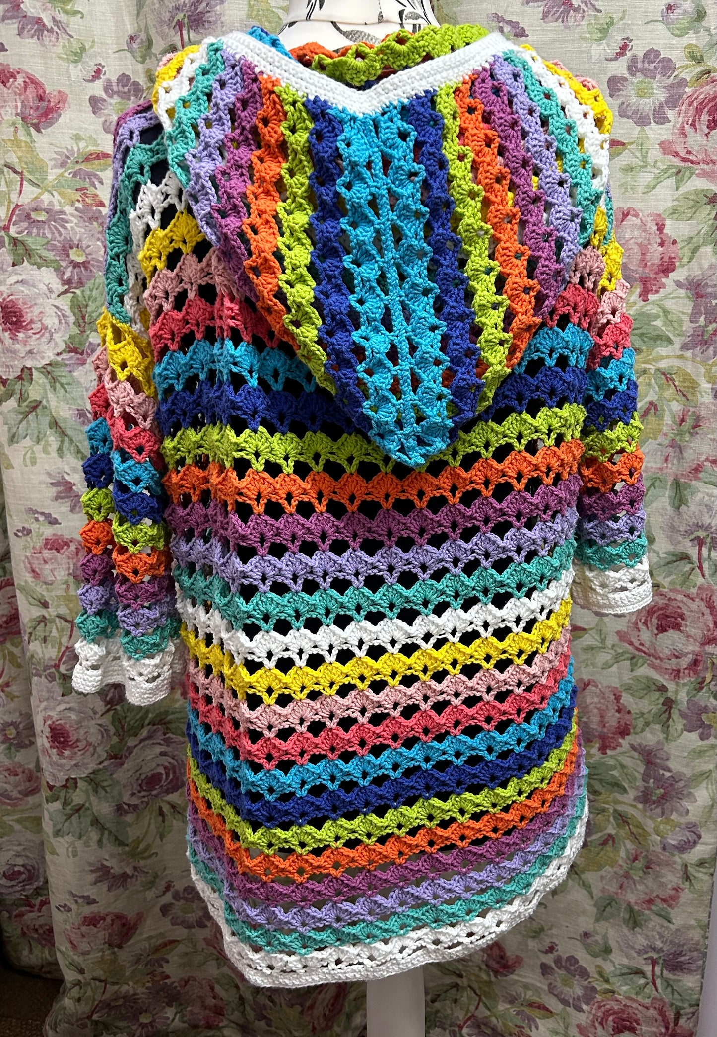 Crochet Pattern 10528 - HOODSTOCK HOODIE IN SIRDAR STORIES DK