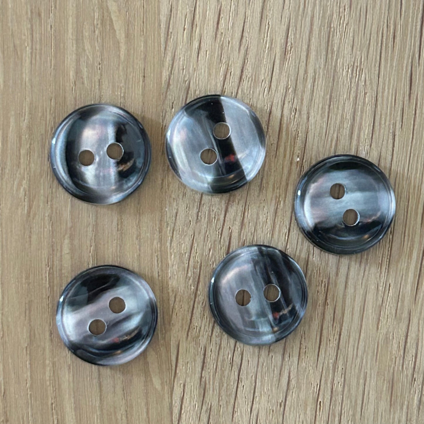 2 Hole Button - 12mm - Grey Stripe