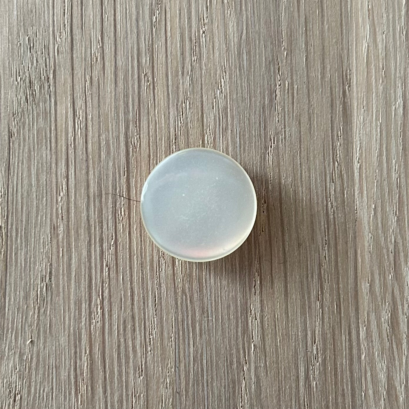 Button with Shank - 14mm - Pearlescent Pale Lemon