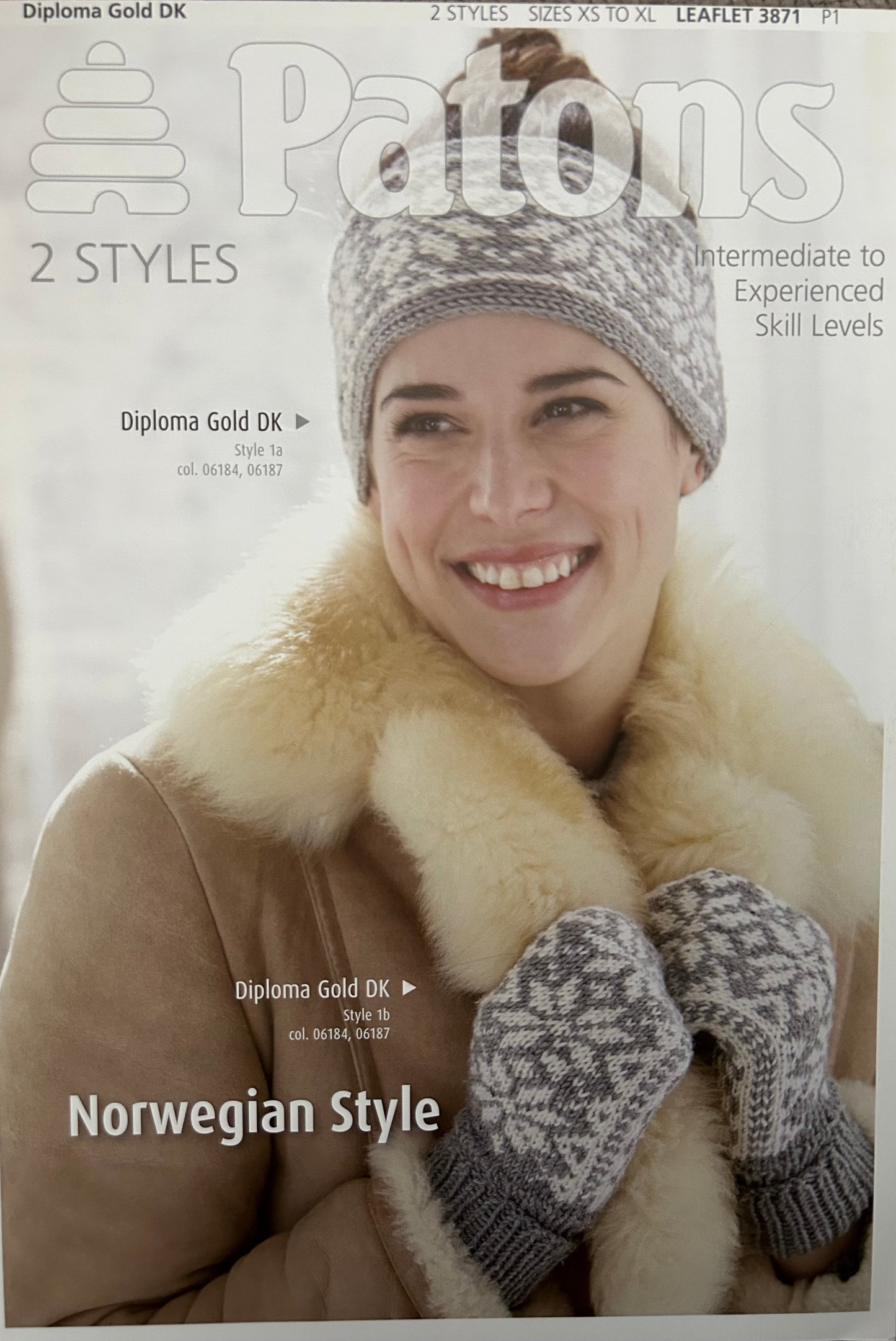 Knitting Pattern 3871 - Sweater, Sweatband & Mittens in Diploma Gold DK