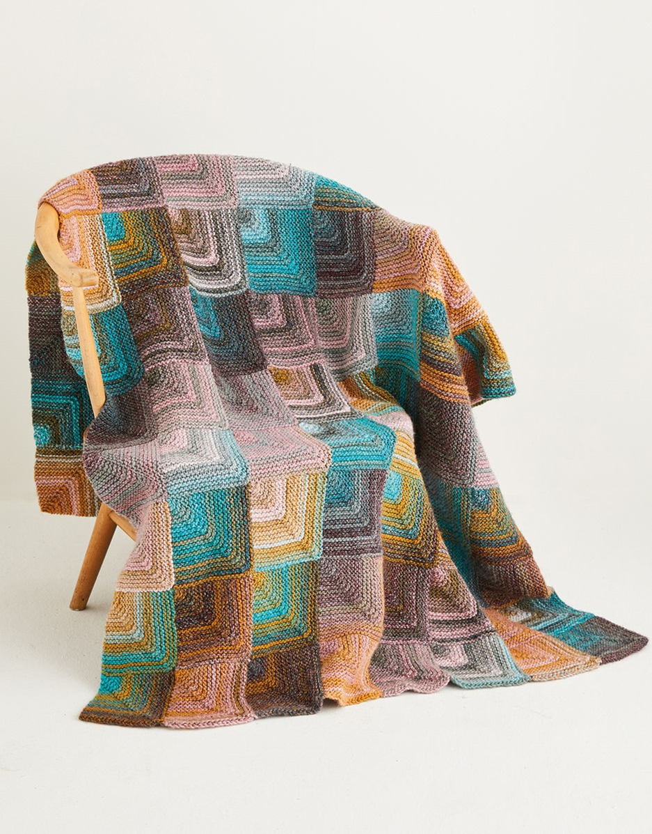 Knitting Pattern 10142 - KNITTED DOMINO BLANKET IN SIRDAR JEWELSPUN
