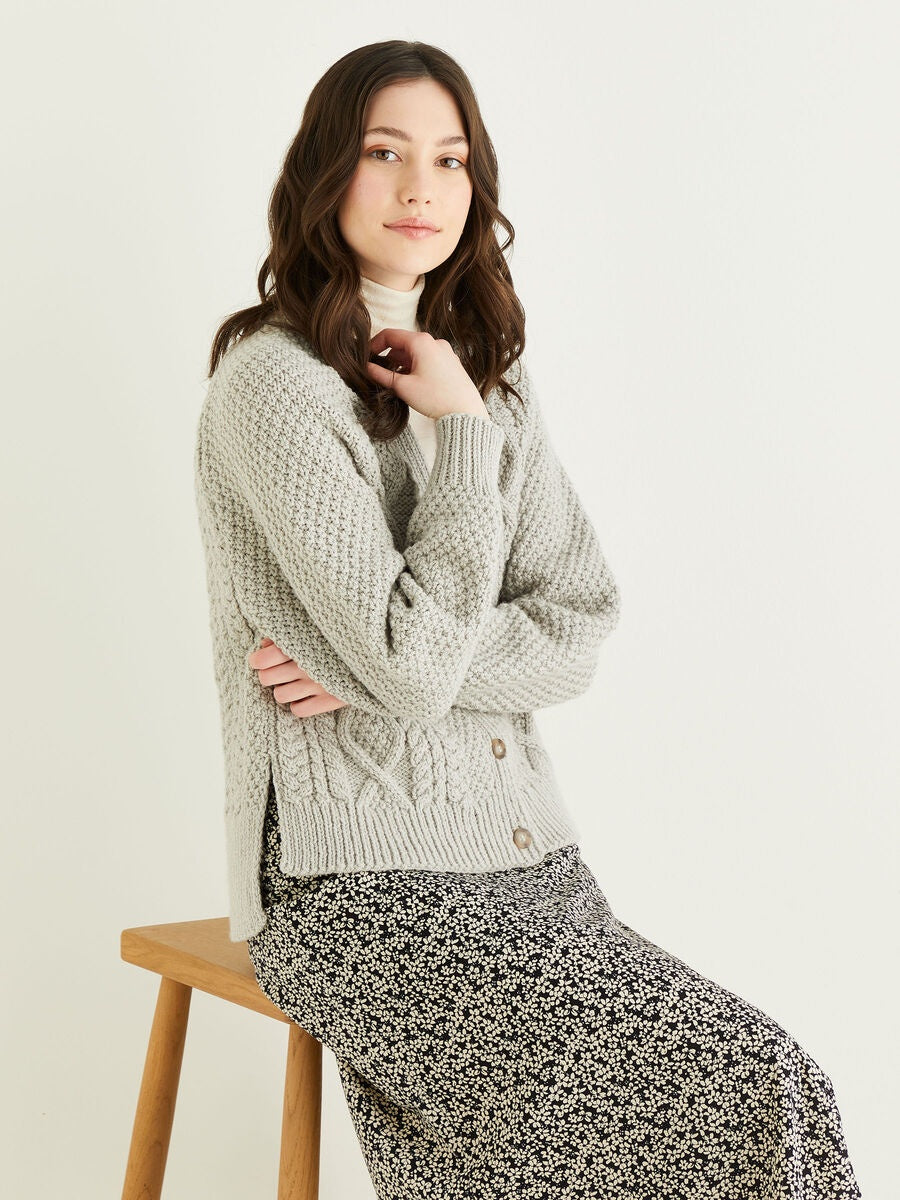 Knitting Pattern 10322 - CABLE STEPPED HEM CARDIGAN IN HAYFIELD BONUS ARAN WITH WOOL