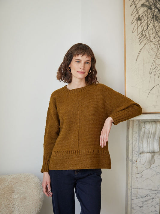 Knitting Pattern 10330 - SIDEWAYS SWEATER IN HAYFIELD SOFT TWIST