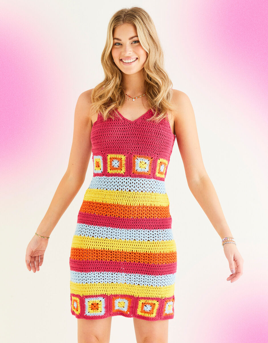 Crochet Pattern 10531 - MAINSTAGE MINI DRESS IN SIRDAR STORIES DK