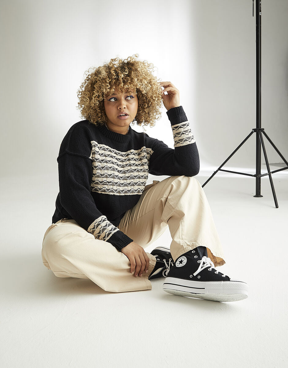 Knitting Pattern 10573 - MEAN STREETS SWEATER IN SIRDAR STORIES DK