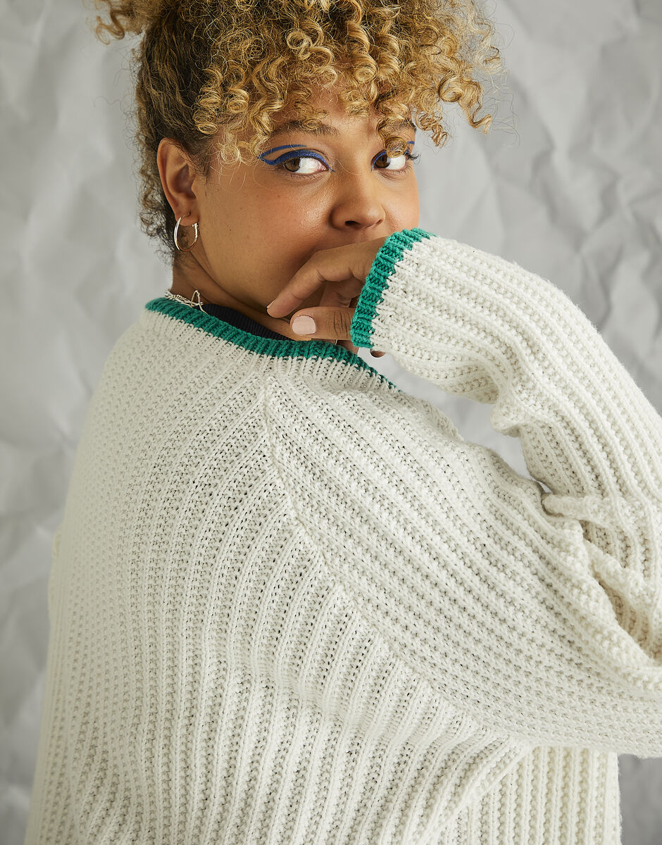 Knitting Pattern 10575 - SKYSCRAPER CARDIGAN IN SIRDAR STORIES DK