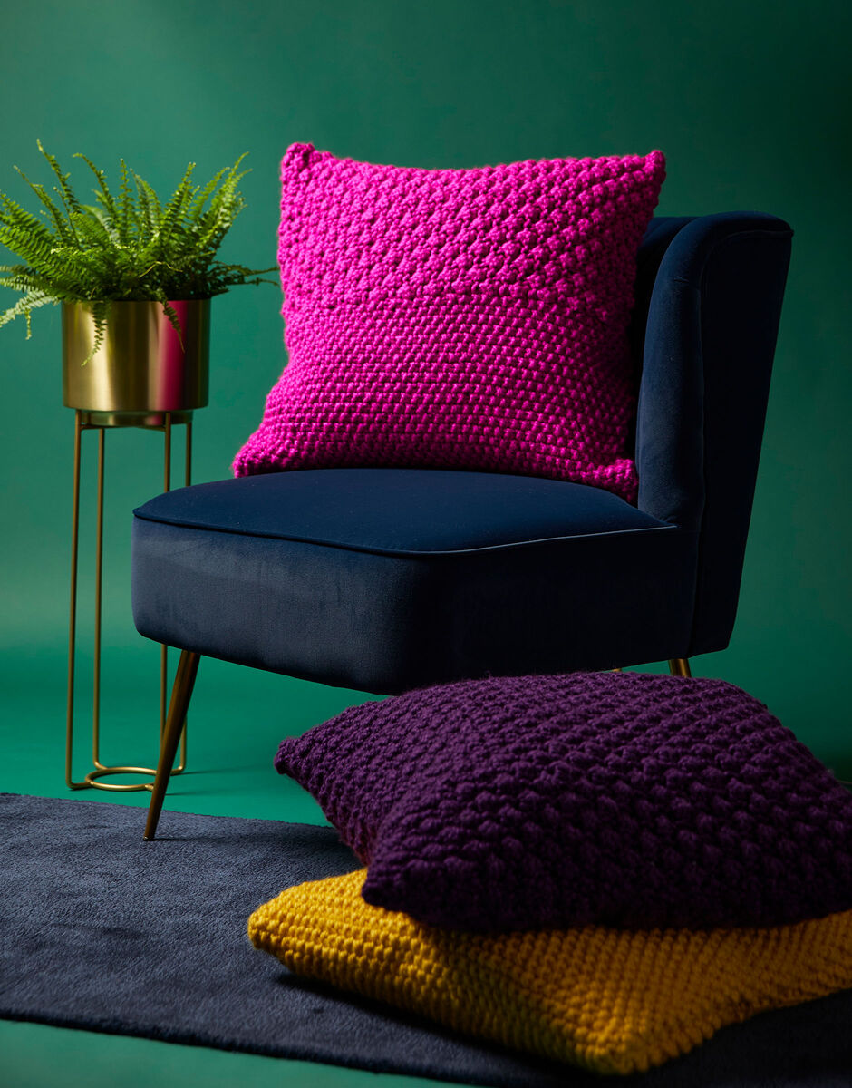 PDF - Knitting Pattern 10675 - TWO STITCH CUSHIONS IN OPULENT BONUS SUPER CHUNKY