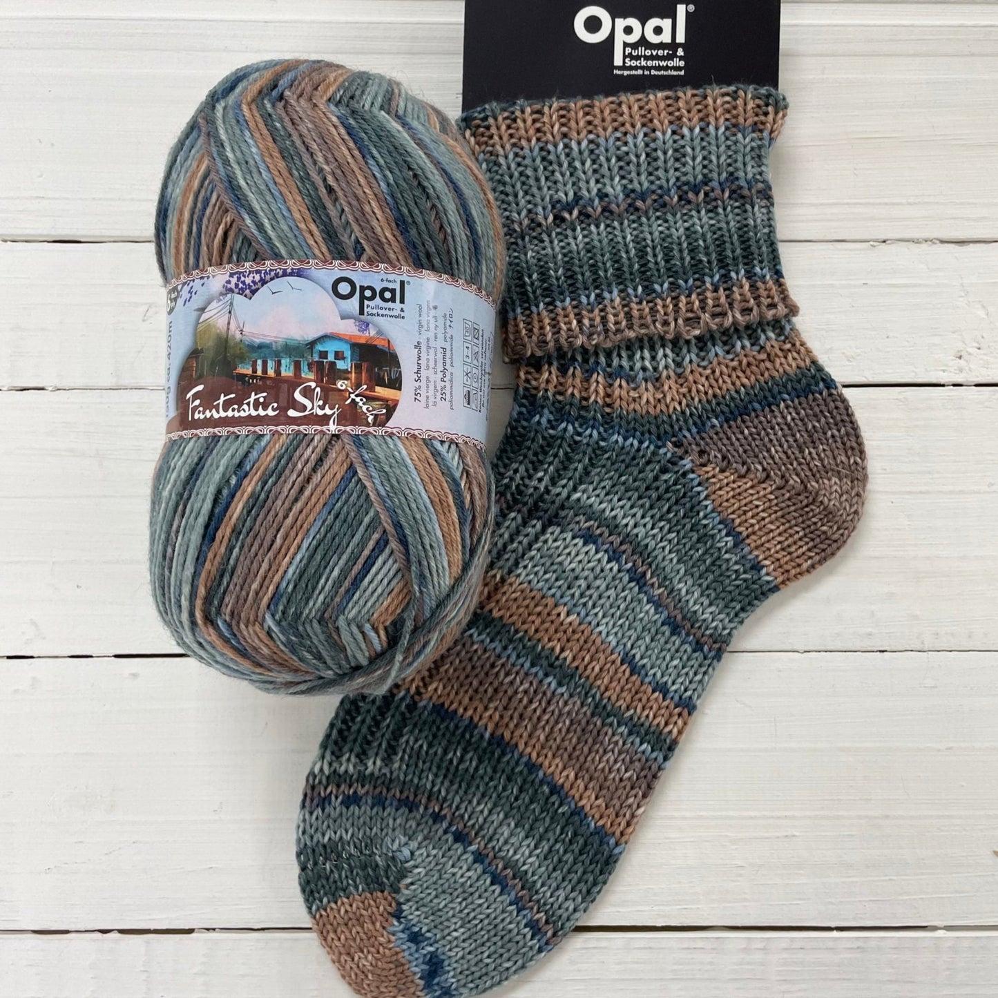 FANTASTIC SKY - 6 Ply Sock Yarn - 150g