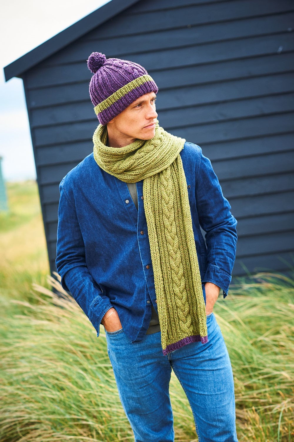 Knitting Pattern 9952 - Mens Accessories in Recreate Chunky – Mavis of