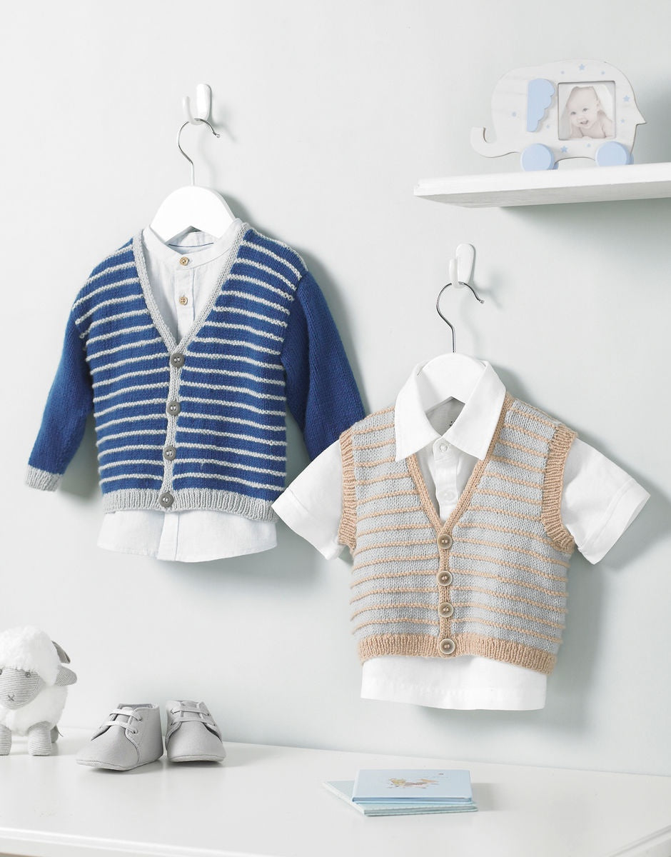 Knitting Pattern 5221 - BABY CARDIGAN IN SNUGGLY 4 PLY
