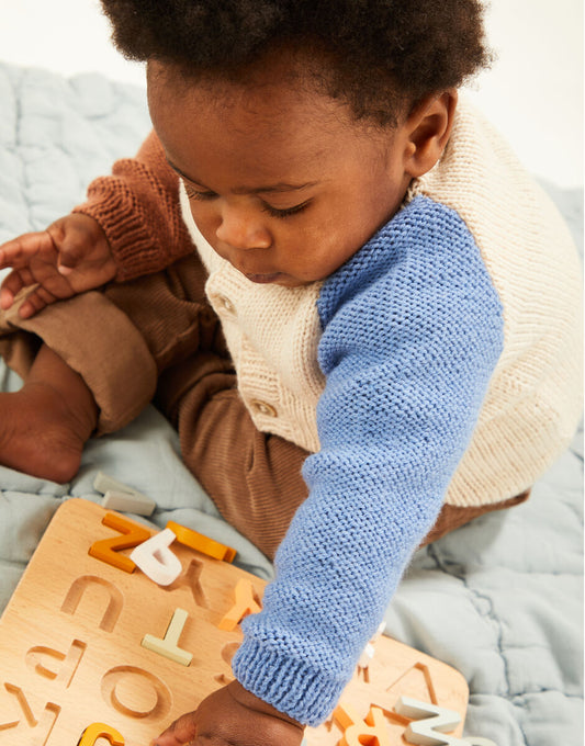 PDF - Knitting Pattern 5488 - BABY COLOUR BLOCK CARDIGAN IN SNUGGLY DK