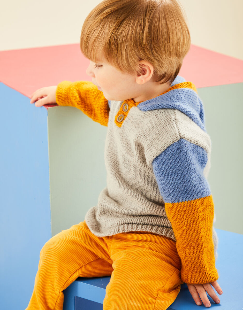 Knitting Pattern 5489 - BABY COLOUR BLOCK HOODIE IN SNUGGLY DK