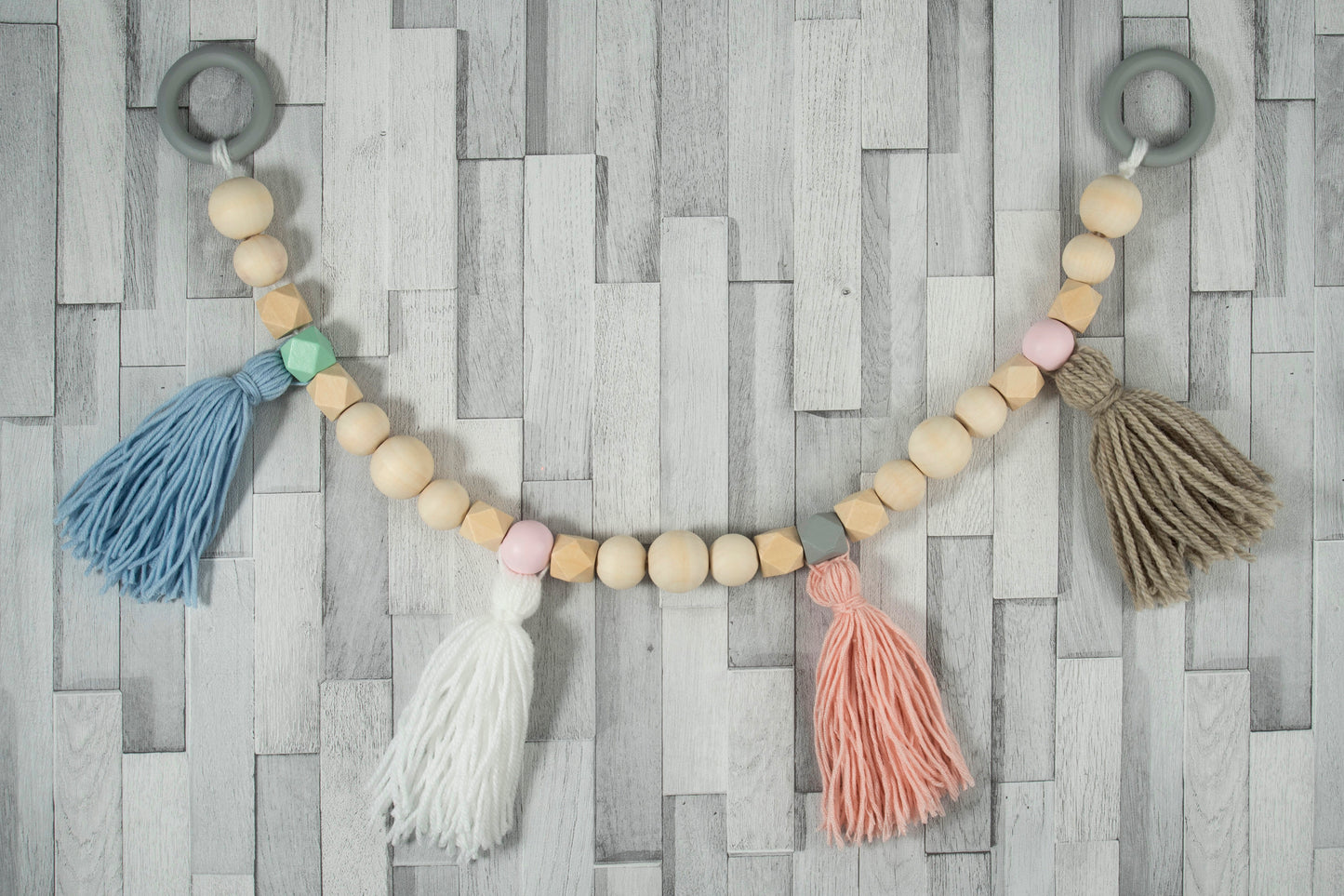 WOODEN CRAFT ACCESSORIES - 33 Pieces - Pastels