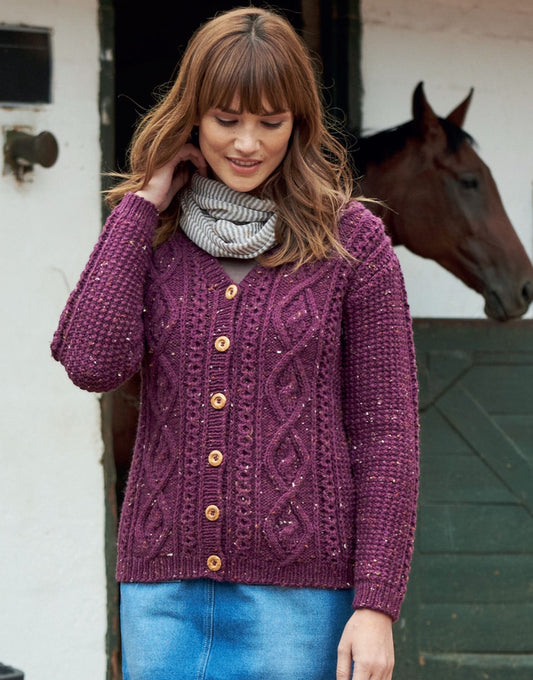 Knitting Pattern 8169 - CARDIGAN AND WAISTCOAT IN HAYFIELD BONUS ARAN TWEED
