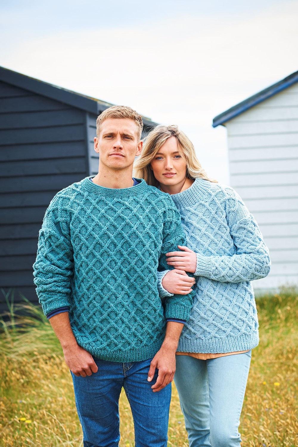 Knitting Pattern 9951 - Unisex Sweater in Recreate Chunky