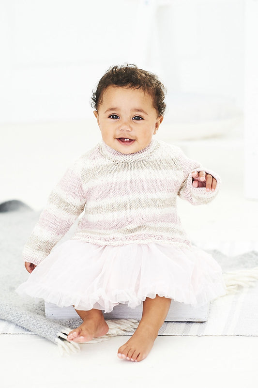 Knitting Pattern 9747 - Sweater and Cardigan in Bambino Prints DK