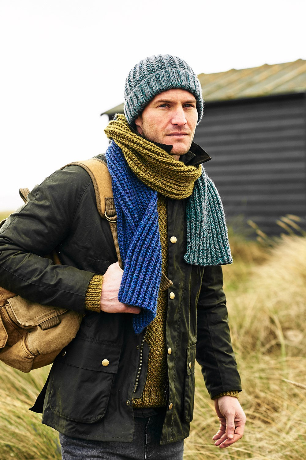 Knitting Pattern 9878 - Hats & Scarves in Highland Heathers Aran