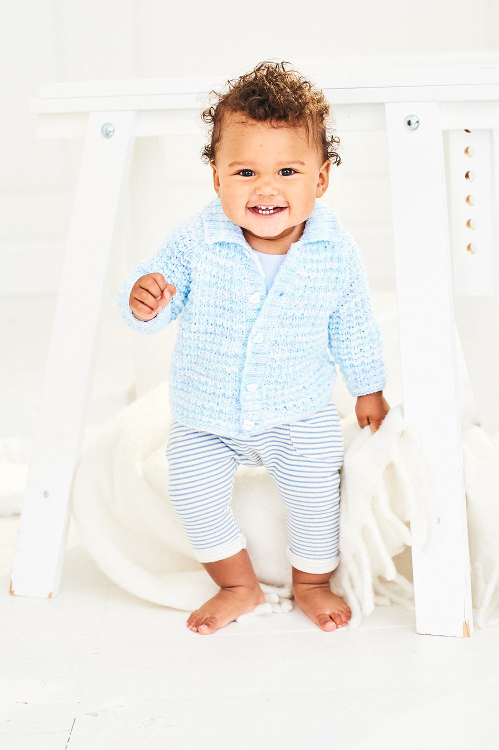 Knitting Pattern 9896 - Jackets in Sweet Dreams DK