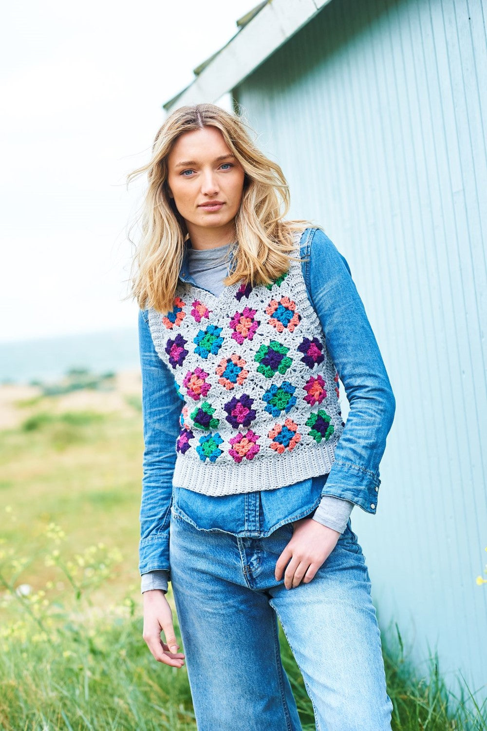 Crochet Pattern 9968 - Granny Square Tank Tops in Special DK